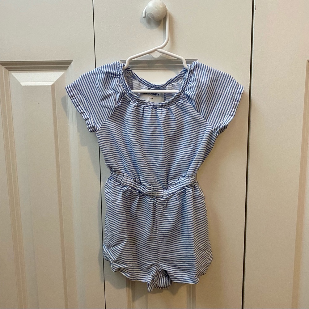 Old Navy Baby Girl Romper 12-18 months